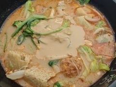 -吕阿婆骨汤麻辣烫(云岗店)