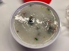 皮蛋瘦肉粥-荔银肠粉(建六店)