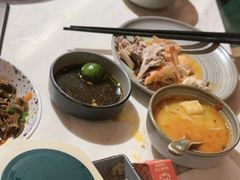 -喃喃椰·糟粕醋·椰子鸡火锅(七堡花园店)
