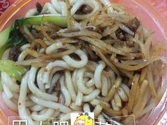 -丽虹云南过桥米线(兴工街店)
