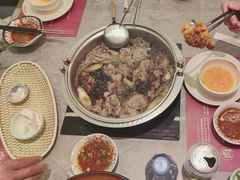 -一绪に寿喜烧(荟聚店)