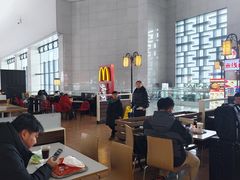 -麦当劳(高铁南站店)