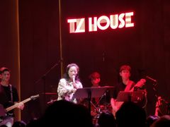 -TZ House音乐现场(来福士中心店)