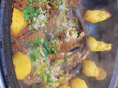 -边江铁锅炖鱼(振八街店)
