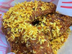 港式蒜香避风塘鸡翼-鸡翼山(东门店)