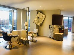 大厅-3AM HAIR SALON烫发染发接发