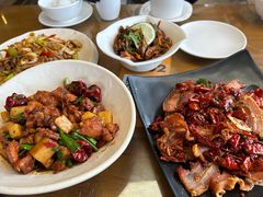 -隔壁老王·家常云南菜(花巷店)