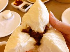 蜜汁叉烧包-一品粤珍轩(吴中路店)