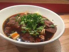 香辣牛肉面-陈家面馆