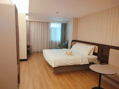 -汉庭(上海虹桥机场新店)