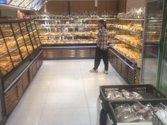 面包甜点陈列柜-长乐饼家(五羊新城店)