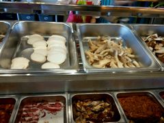 -鑫海汇海鲜烤肉火锅自助(七彩城店)