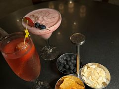 -亚龙湾喜来登·美景台大堂吧