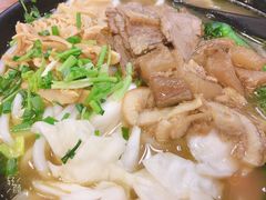 -鑫花溪牛肉米粉(凤凰街创始总店)