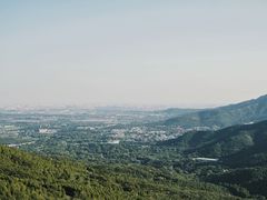 -鬼笑石后山停车场