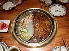 -渝都辣夫重庆老火锅(华新店)