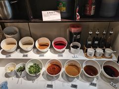 -德林酸菜鱼火锅(南丹店)