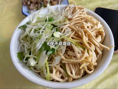 -十二忠手拉面(中华路店)