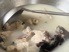 -雪湖煜辰鱼头老店(雪野湖店)