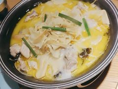 -蜜桃餐厅·伴山(绿宝广场店)