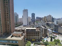 -昆明中心皇冠假日酒店