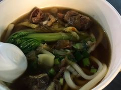 -六合夜市