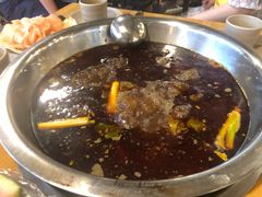 -肖肖酸萝卜鱼火锅(总店)