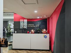 -越·健身工作室(华尔兹广场写字楼B栋店)