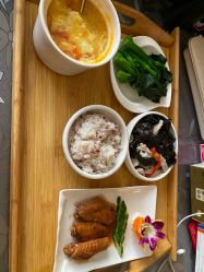 -卓玥国际月子会所(罗山路店)