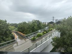 -茅草房·河畔园林火锅