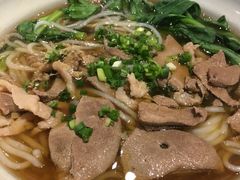 三鲜粉-爆炸头阿姨小四川正宗川味小吃(无任何分店)