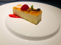 日式株柚芝士蛋糕-弦月窗LUNETTE BY AMANDA(复兴路店)