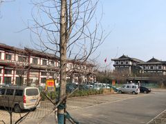 -龙门石窟-停车场