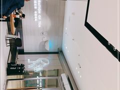 -喜茶(杭州滨江宝龙店)