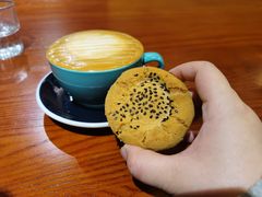 -Be Lived Cafe比例咖啡(摩天轮店)