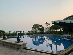 -上海滴水湖皇冠假日酒店