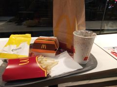 -麦当劳(华融店)