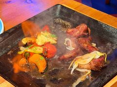 -米德维奇俄式西餐厅(西六道街店)