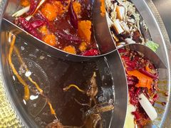 -廖掌柜·重庆鲜货火锅(上海首店)