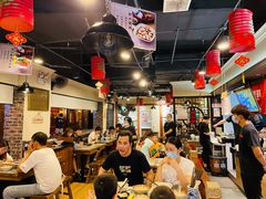大堂-双燕楼·手工馄饨·汤面小吃(世纪汇店)