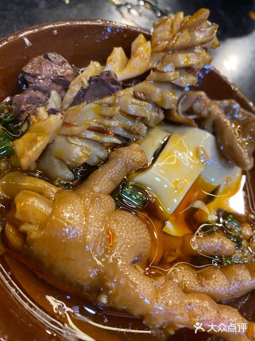 渝江湖老火锅(观音桥店)卤鸡爪图片