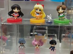 -泡泡玛特POPMART(国金街店)