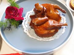 金牌脆皮乳鸽-味可道美食坊(福基路店)