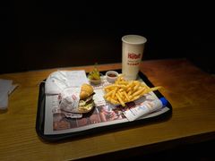 -The Habit Burger Grill 哈比特汉堡(爱琴海店)