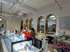 -Fridi Patisserie Cafe