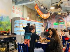 -马路边边串串香(苗栗路店)