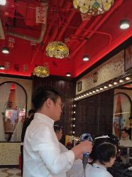 -东方先生国潮男士理发馆