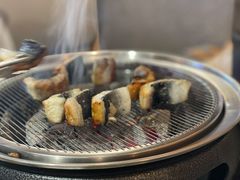 -围炉肉舍•炭烤活鳗•丹东海鲜烤肉(步行街店)