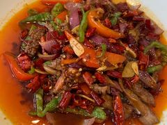 -石磨豆花家常菜·牦牛排土火锅
