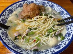 -何太太馄饨面铺(大浒东苑店)